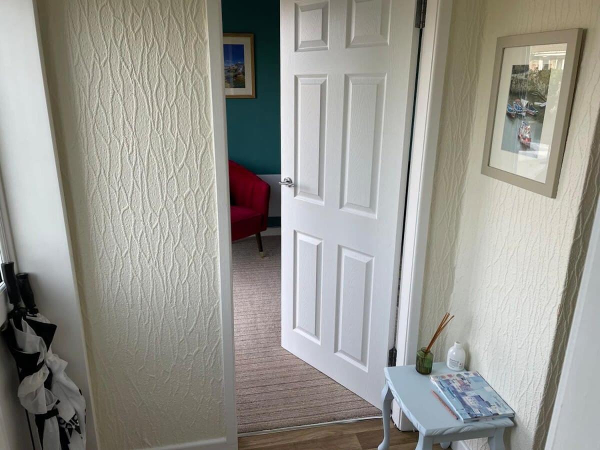 Letaway - Tom'S Cabin, Staithes Villa Luaran gambar